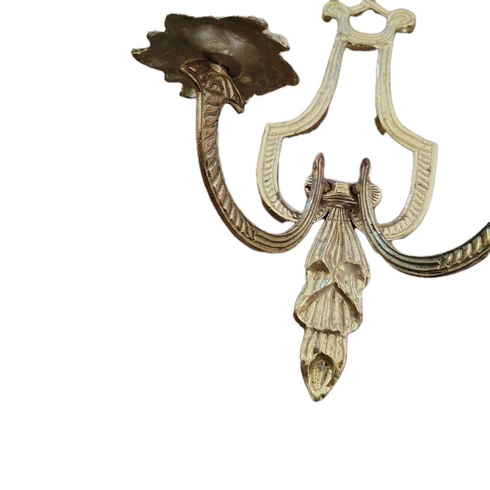 Vintage Classic Deco Style Solid Brass Finish Wall Hanging Sconce Candle Holder - Picture 2 of 7
